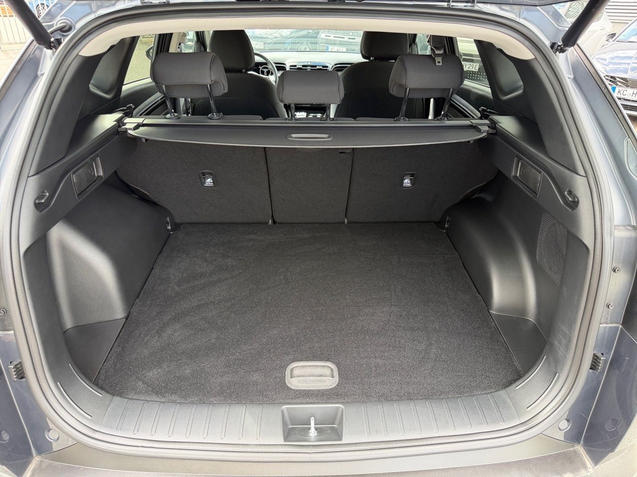 Fahrzeugabbildung Hyundai TUCSON TREND SHZ*LHZ*NAVI*USB*ZV*KRELL*