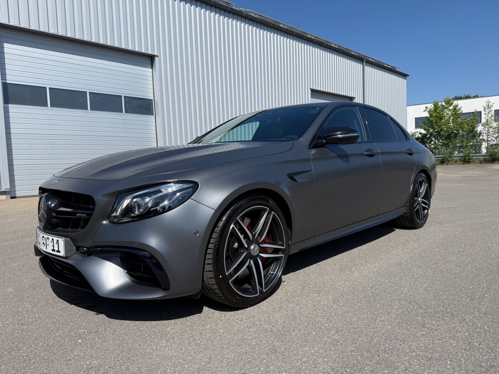 MERCEDES-BENZ E63S AMG*Distronic+*Standheizung*HUD*Garantie*
