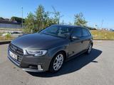 Audi A3 30 TDI S tronic Sportback - - Audi A3: TDI Tronic