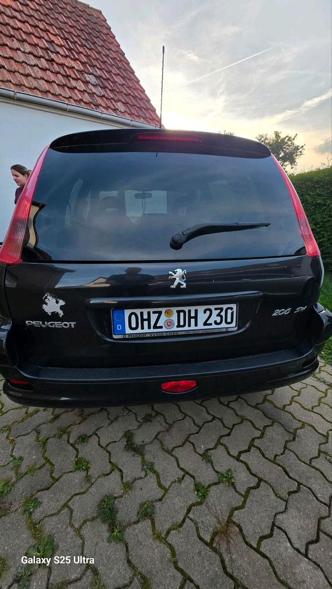 Peugeot  2006 — interior