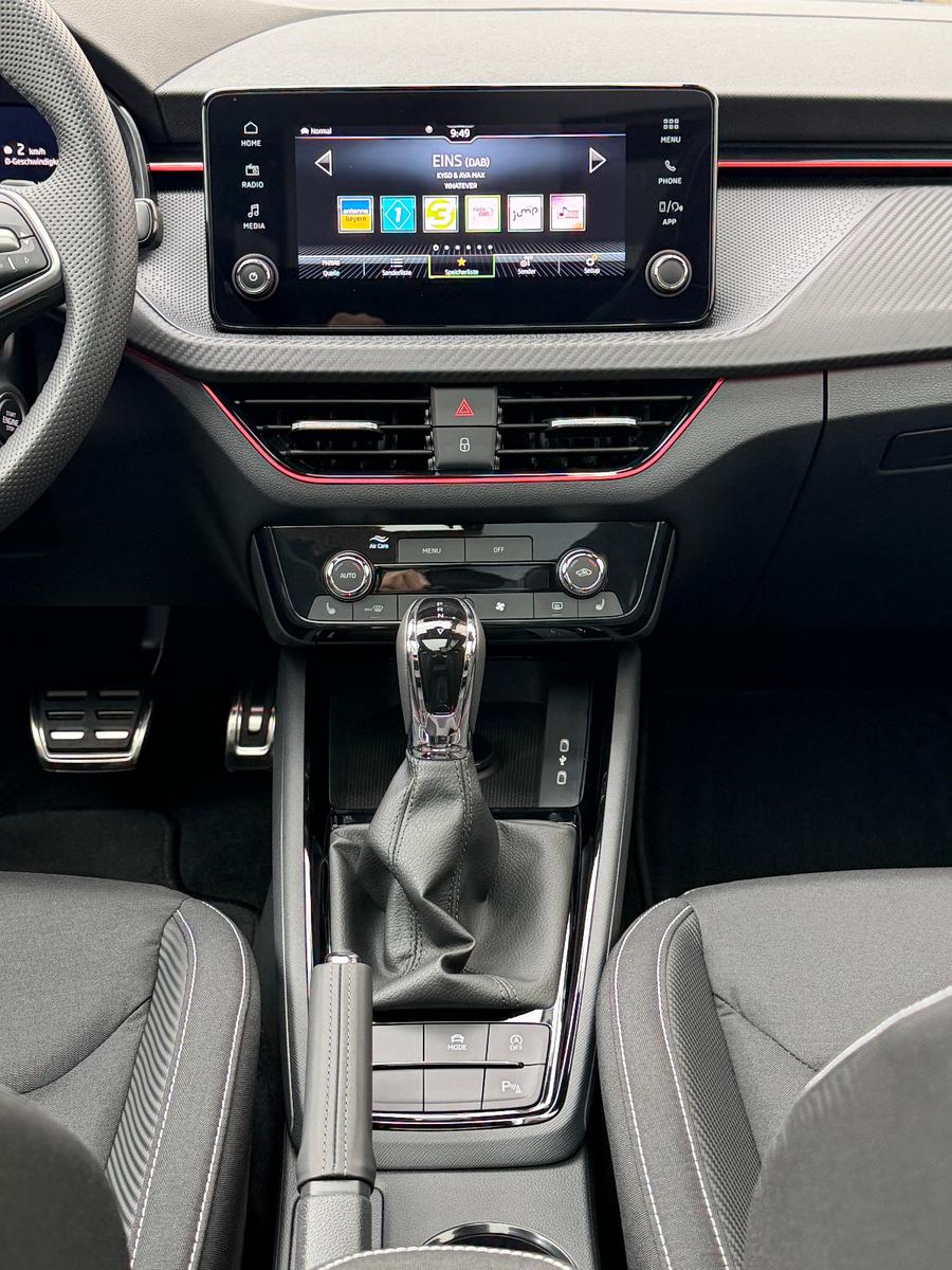 Skoda Kamiq 1.0 TSI DSG Monte Carlo (Pano,AHK,5/100)