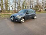 Renault Clio 1.2 75PS Benzin Baujahr 2005 ... - gebrauchte Renault Clio aus dem Jahr 2005