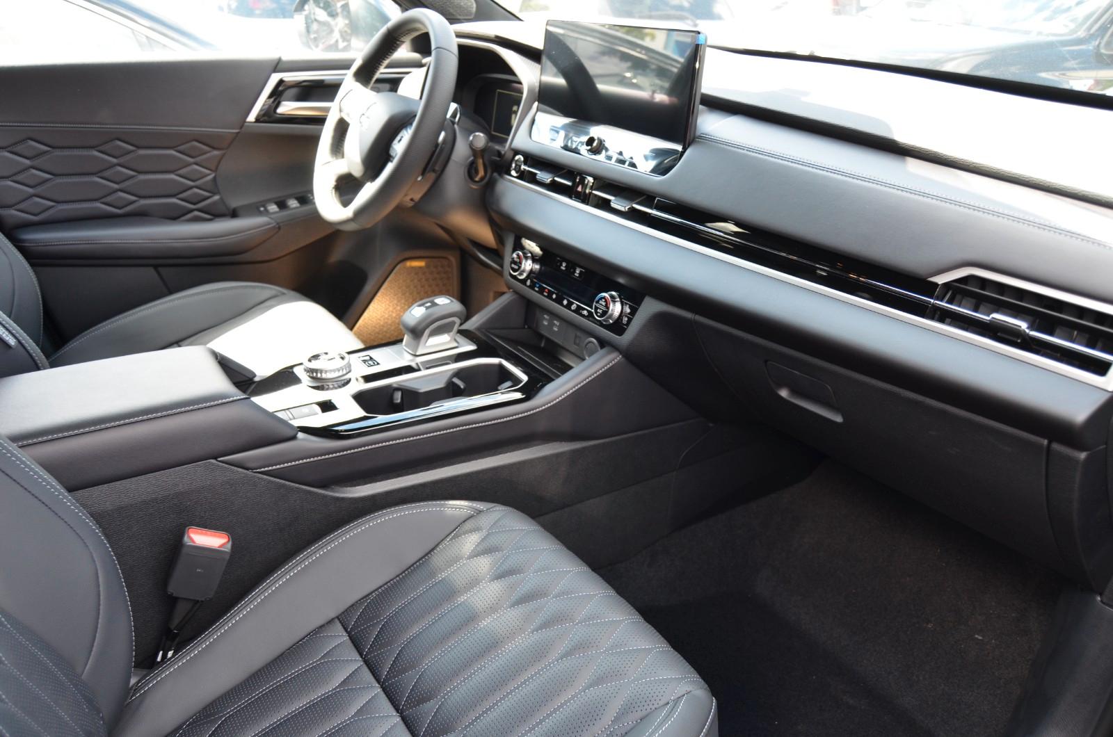 Mitsubishi Outlander 2.4 PHEV DIAMANT TOP AT 4WD LEDER MJ26