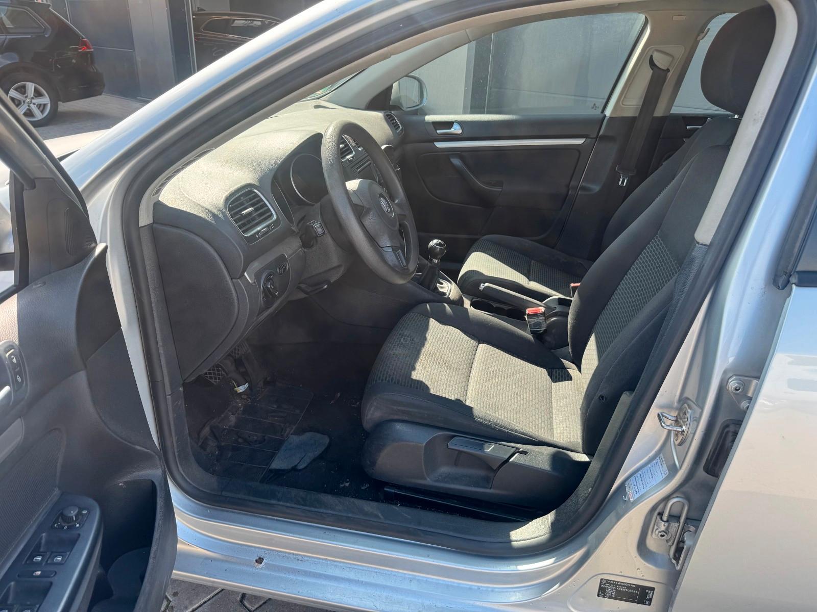 Volkswagen Golf 2011 — photo 10