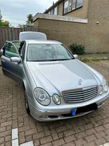 Mercedes-Benz E 220 CDI ELEGANCE  - Mercedes-Benz E 220 aus 2004: Cdi