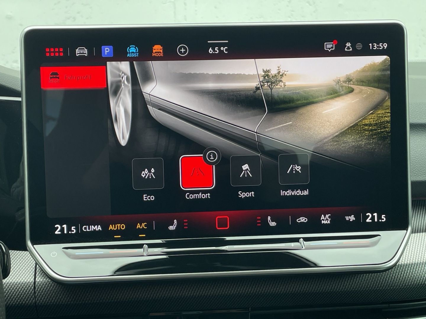 Golf GTI VIII 2.0TSI DSG Black Style Kamera/Navi