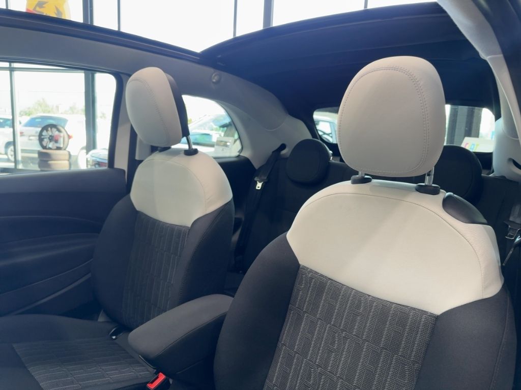 Fahrzeugabbildung Fiat 500 1.0 Icon Hybrid Cabrio,K-Paket, LMF, PDC, Rü