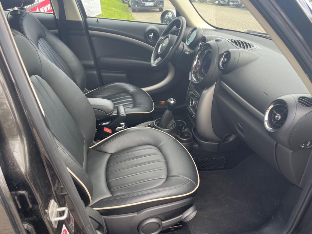 MINI Cooper D Countryman