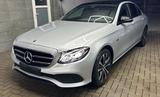 Mercedes-Benz E 300 e AVANTGARDE Panorama Widescreen Night Pak