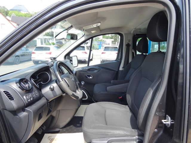 Fahrzeugabbildung Opel Vivaro B Kombi L1H1  2,9t/2.Hd/8-Sitz/AHK/Kamera