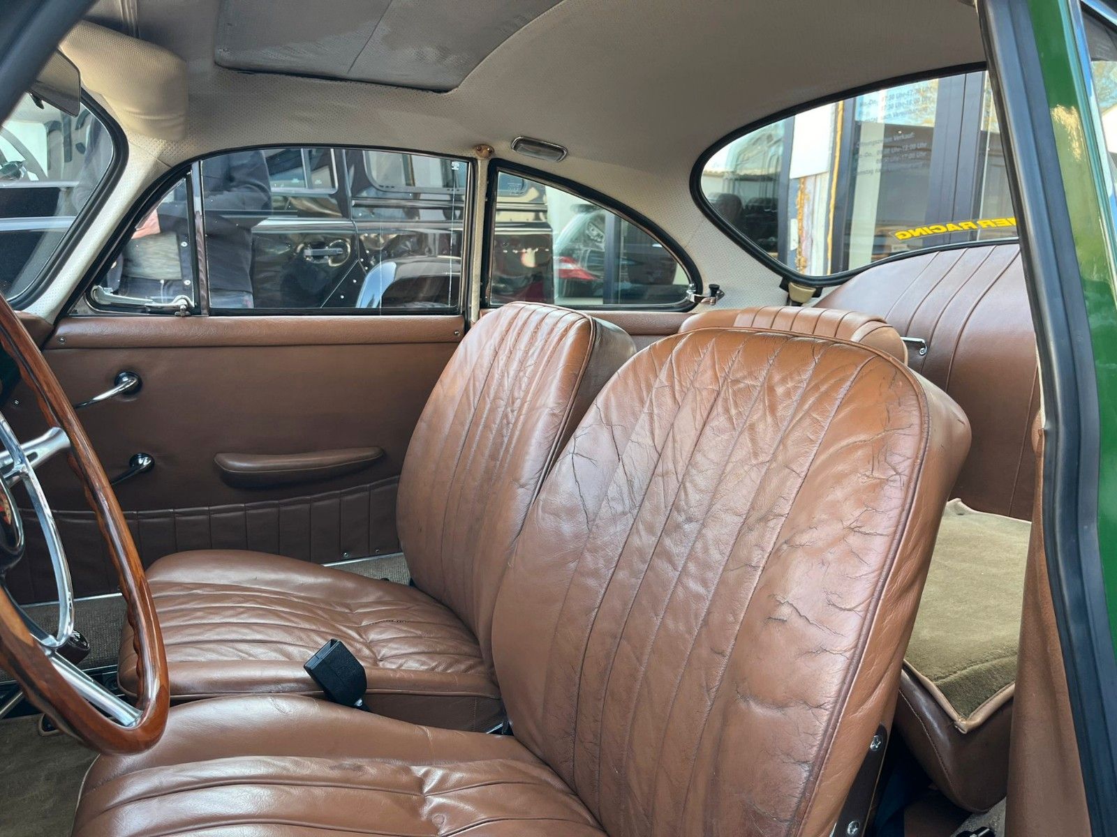 Fahrzeugabbildung Porsche 356 C*2.Hand*elktr. Schiebedach*
