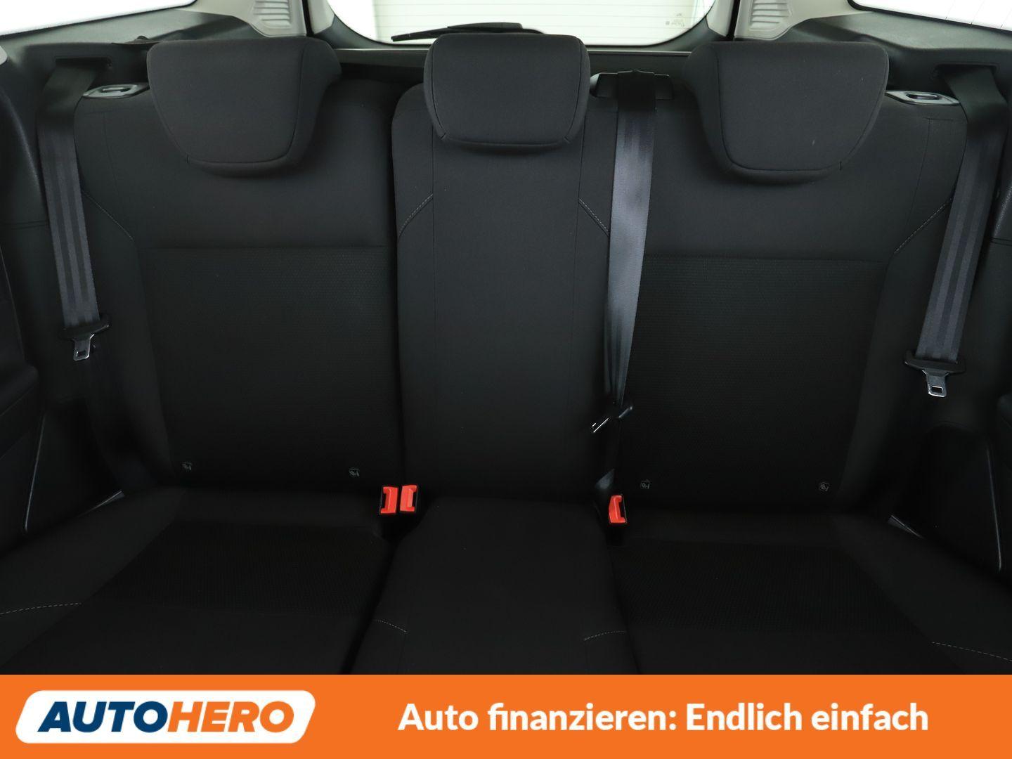 Ford Focus 1.0 EcoBoost Business*NAVI*TEMPO*PDC*SHZ*
