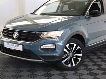 Volkswagen T-Roc 1.5TSI DSG IQ DRIVE PANORAMA KAMERA ACC