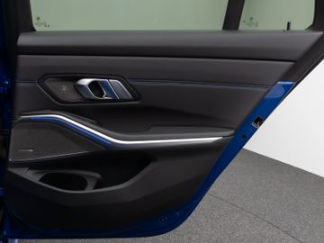 Fahrzeugabbildung BMW M340d xDr Tour M Sport ACC HUD Kamera 360°