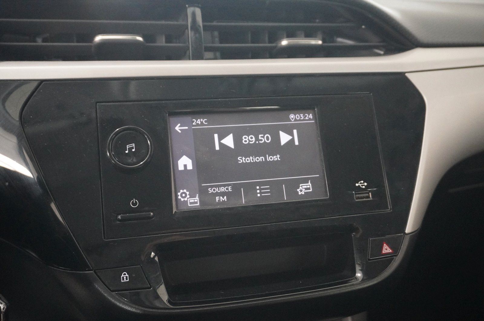 Fahrzeugabbildung Opel Corsa F 1.2 EDITION KLIMA/USB/TEMP./BT