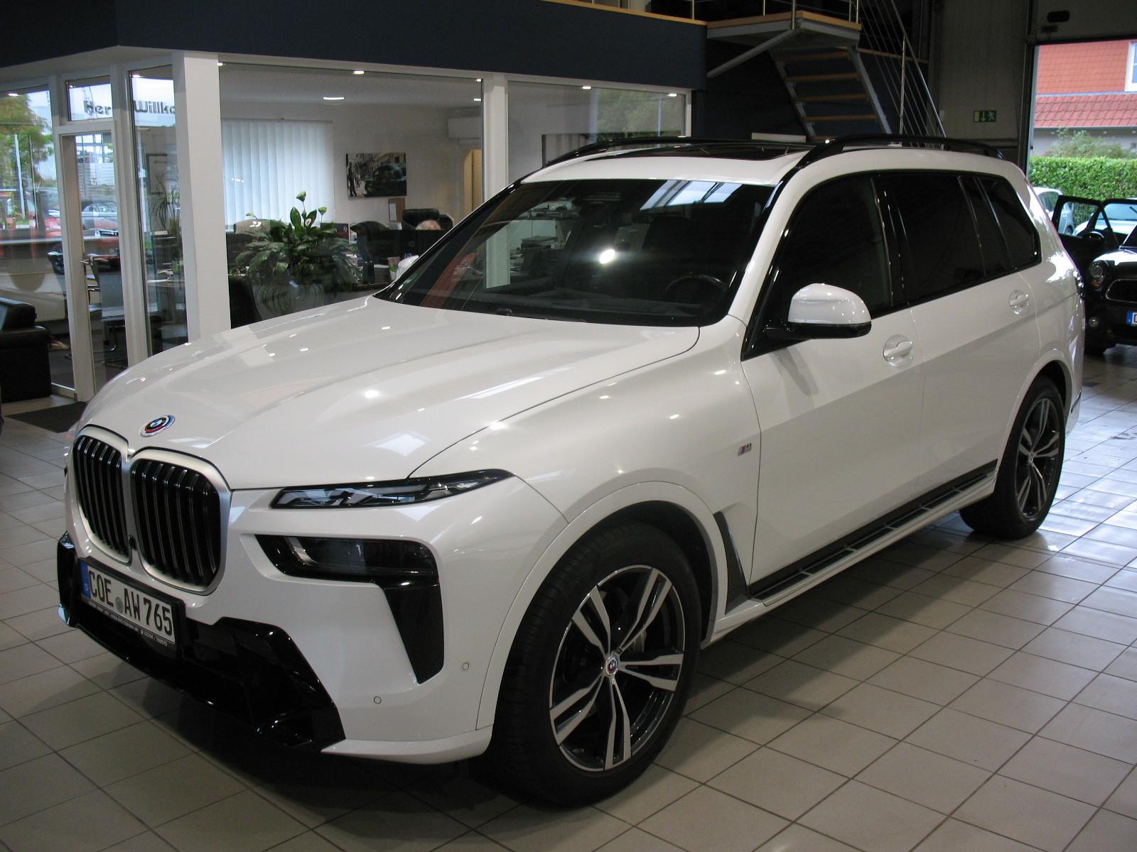 BMW X7 xDrive40d M Sport *LED*LEDER*PANORAMA*AHK*