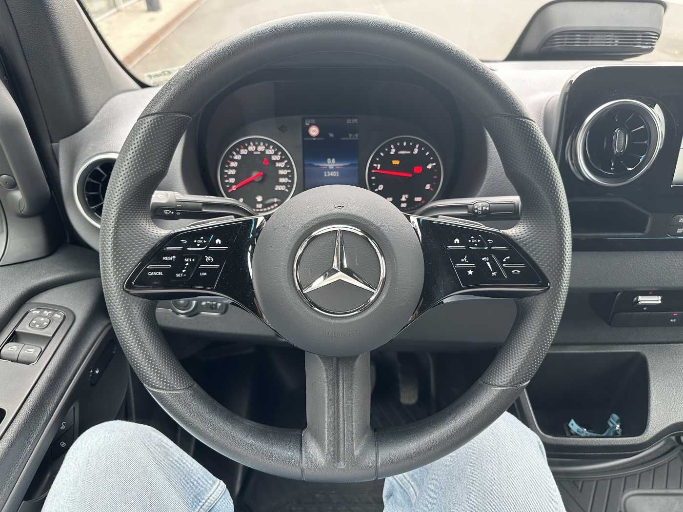 Fahrzeugabbildung Mercedes-Benz Sprinter 317 CDI 4325 9G AHK Klima Kamera MBUX