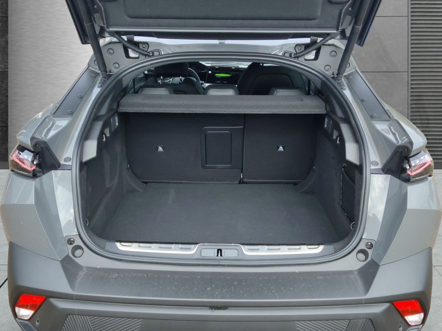 Peugeot 408 - Bild 5