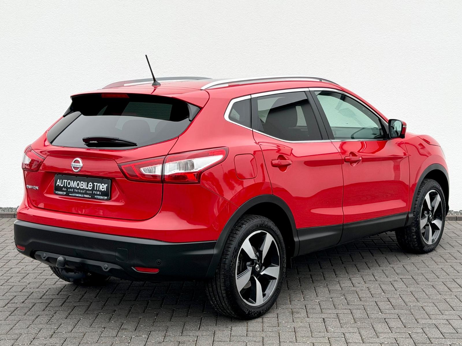 Nissan Qashqai 1.6 dCi PANO/NAVI/AHK/360°CAM/GARANTIE/