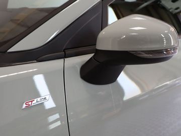 Fahrzeugverkauf 9 Ford Puma ST-Line 1.0 AT LED Pano AHK Kame. 5J. Gar.