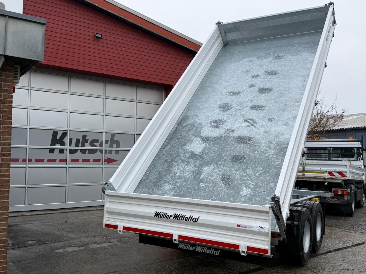 Müller-Mitteltal 11,9 Breitreifen, ideal f. Landwirtschaft, Rampe