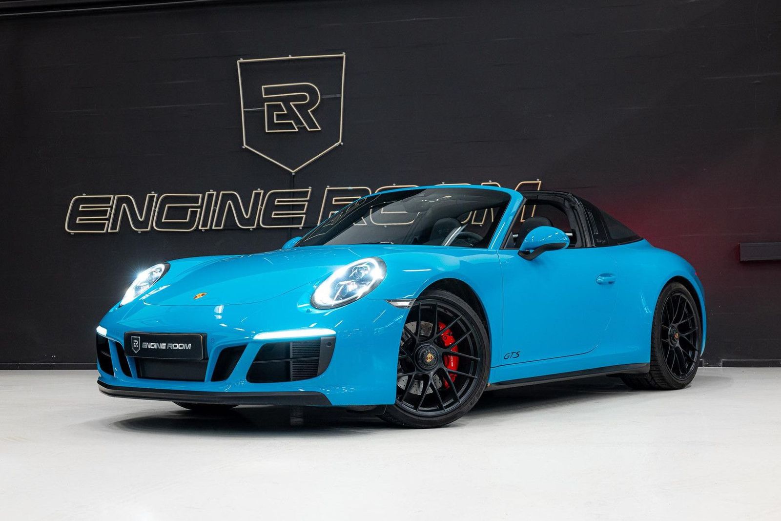 PORSCHE 991 3.0 Targa 4 GTS