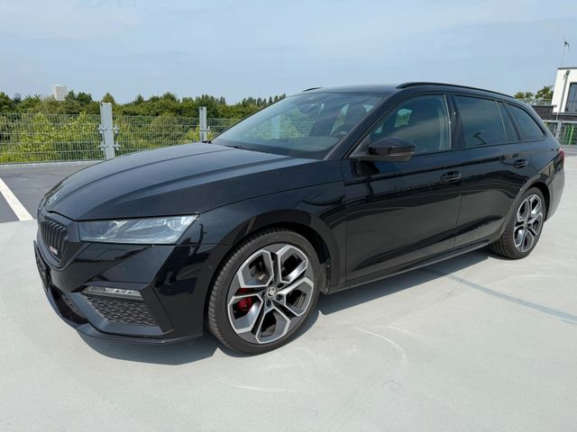 Skoda Octavia Combi RS Plus / Massage / HUD / el. Sitz