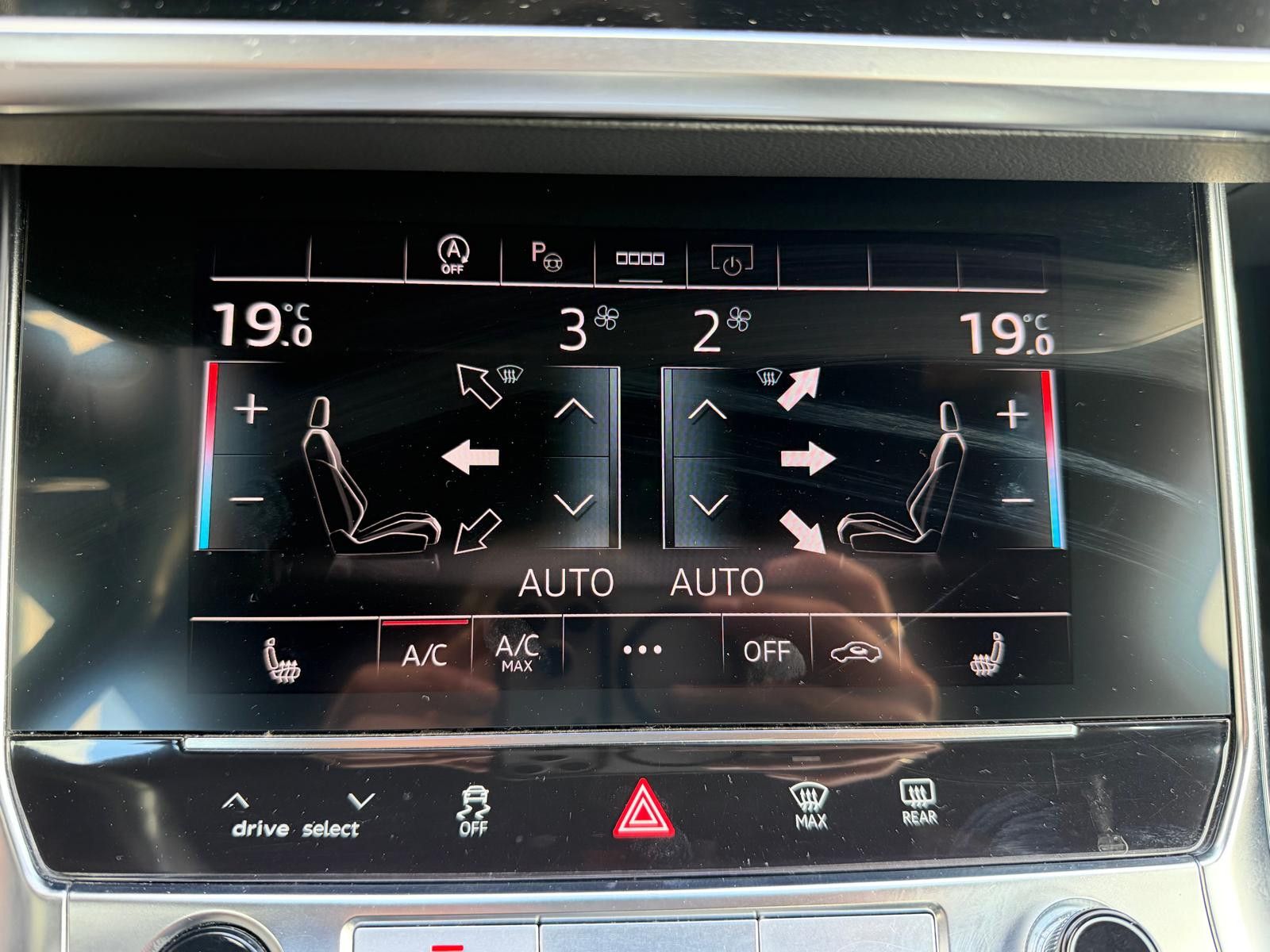 Fahrzeugabbildung Audi A6 40TDI Design MEMO+LEDER+SHZ+NAVI+KAMER+ACC+18