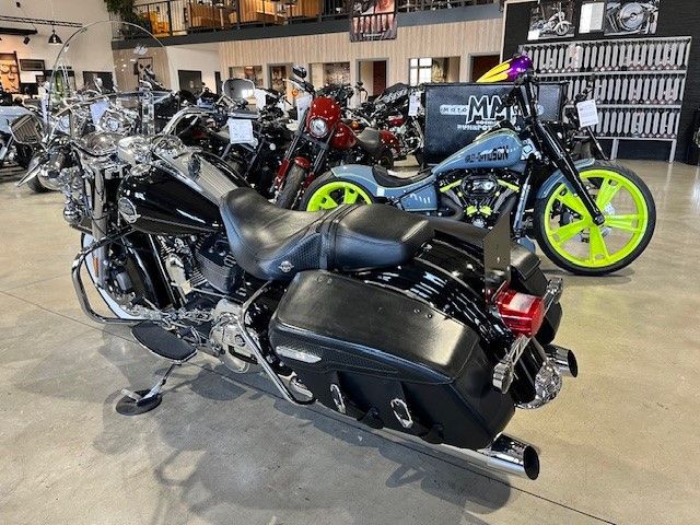 Fahrzeugabbildung Harley-Davidson FLHRC Road King Classic