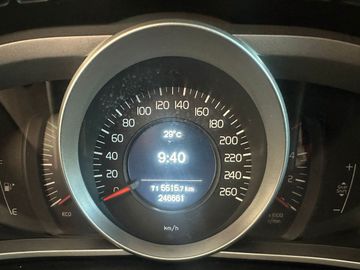 Volvo V40 - 10