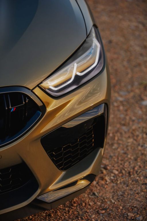 BMW M8