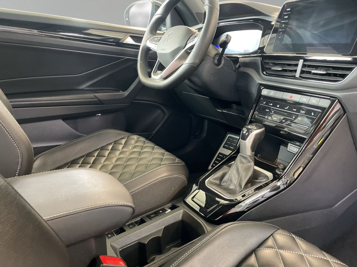 Volkswagen T-Roc - Bild 6