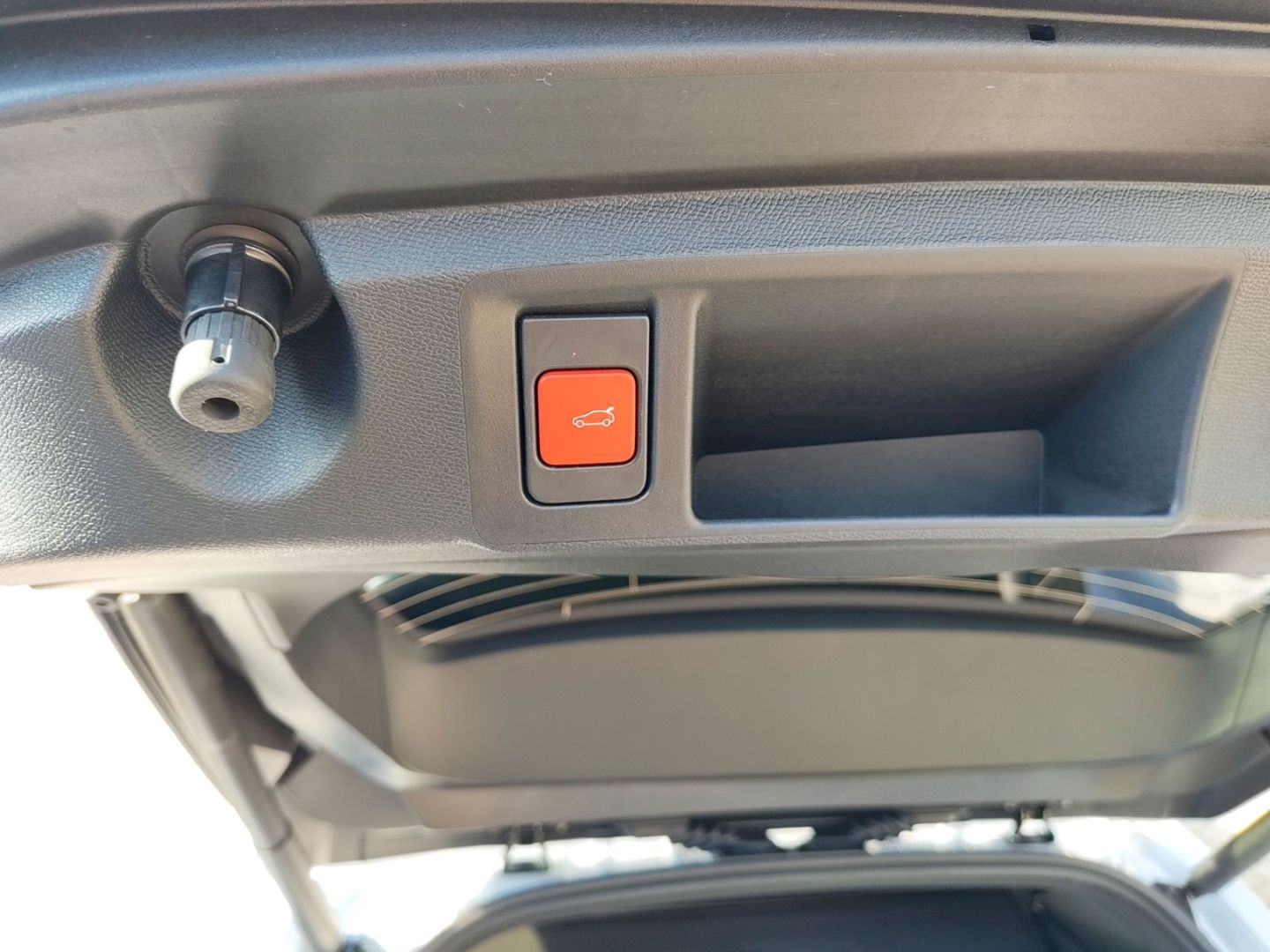 Peugeot 308 - Bild 15
