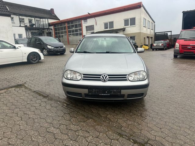 Volkswagen Golf 1.6 Special ! Tüv 12/2025