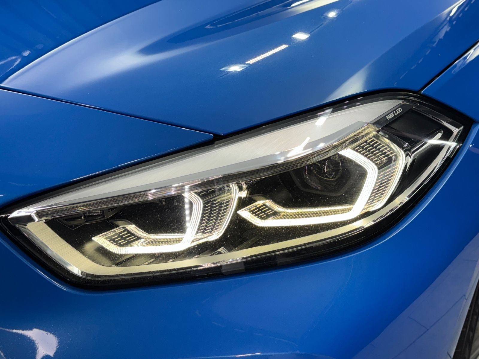 Fahrzeugabbildung BMW M135 i xDrive|H/K|NAVI|ACC|HEAD-UP|SPORTSITZE|