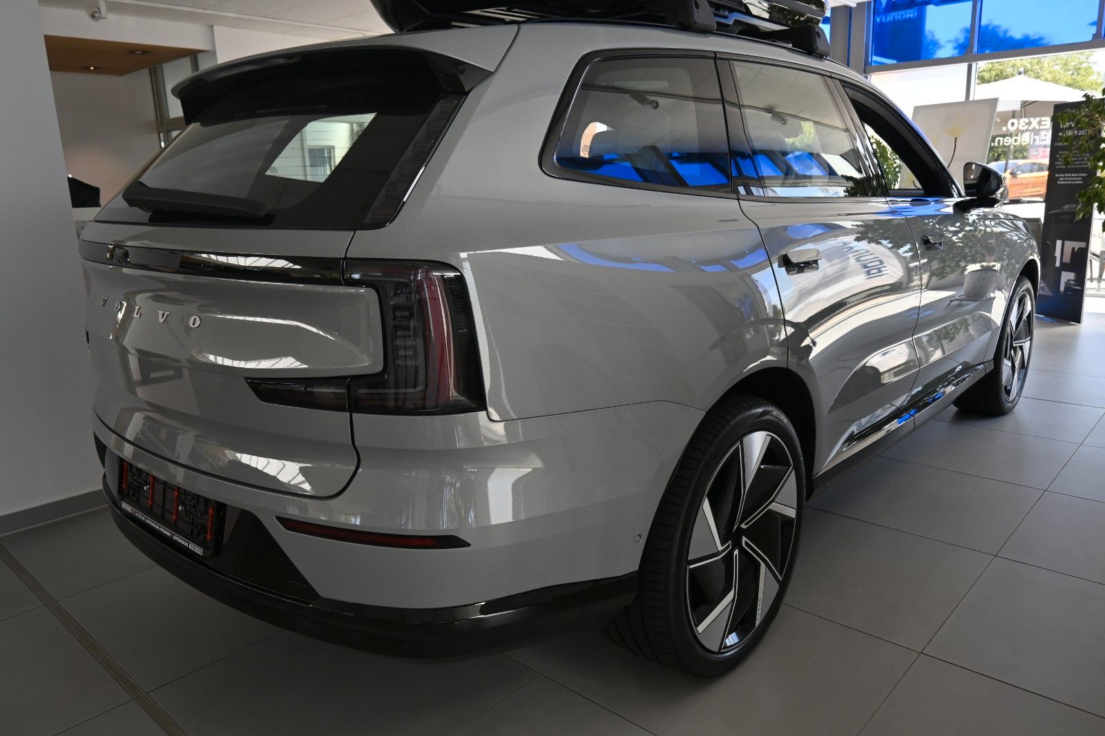 Fahrzeugabbildung Volvo EX90 Twin Motor Performance AWD Ultra 7-Sitze