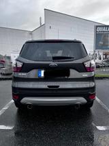 Ford Kuga 1,5 EcoBoost 4x2 110kW Titanium Titanium - Ford Kuga von privat