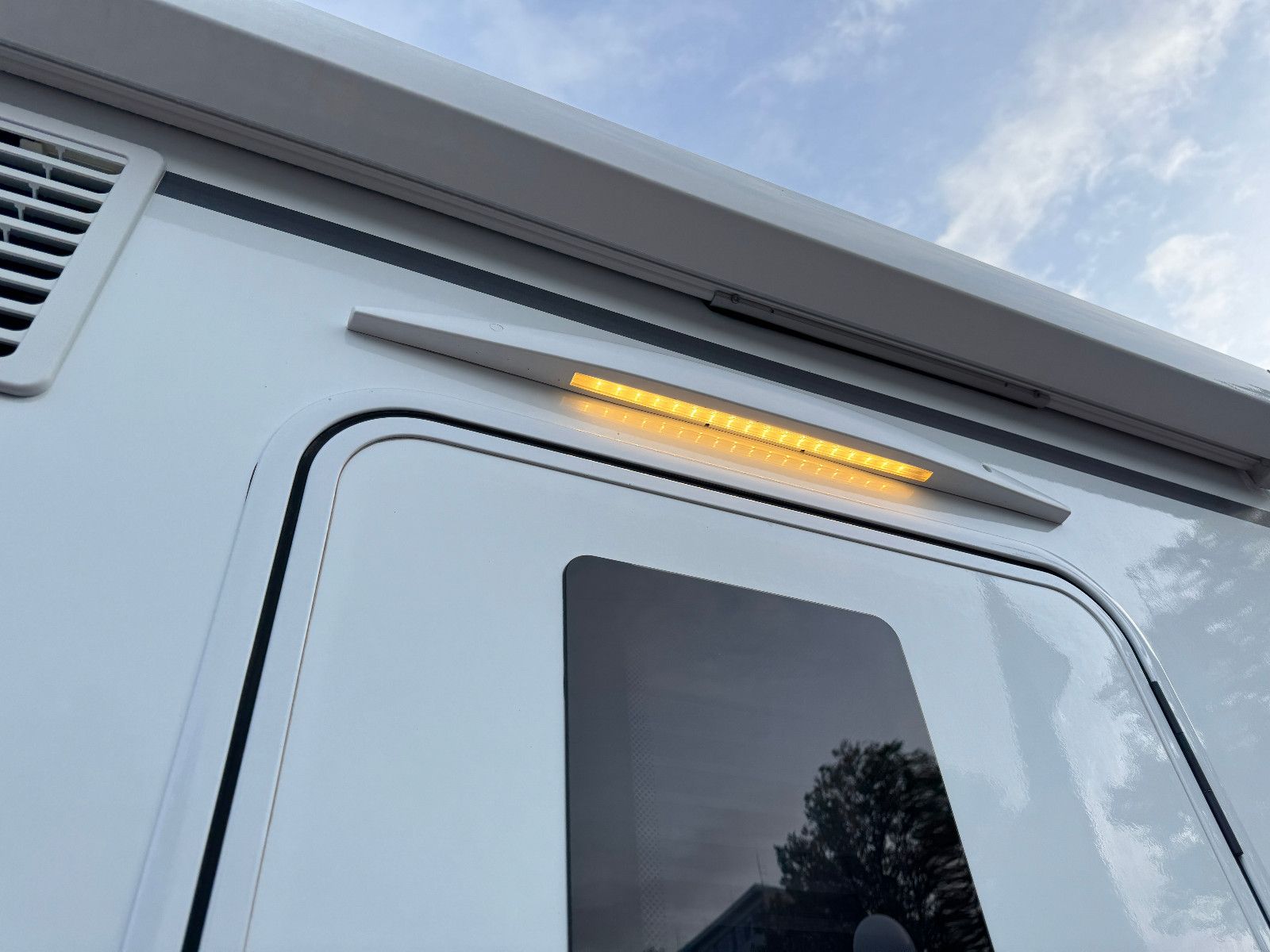 Fahrzeugabbildung Dethleffs Just Go T 7055 EB AUTOMATIK HUBBET CLESANA WC 1H