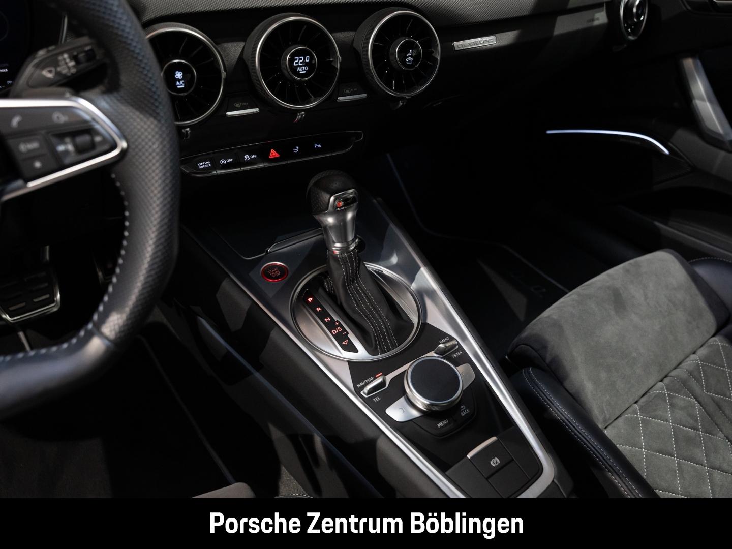 Audi TT Coupe TTS quattro Bang & Olufsen Rückfahrkame