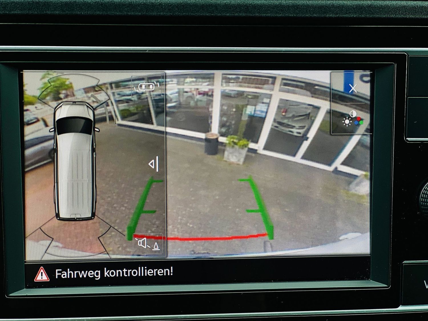 Fahrzeugabbildung Volkswagen Crafter Kasten 35 Hoch, L3H3, RFK, Klima, PTS, T