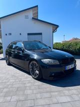 BMW E91 325d M57 - BMW 325 aus 2009 mit Diesel-Antrieb: Kombi