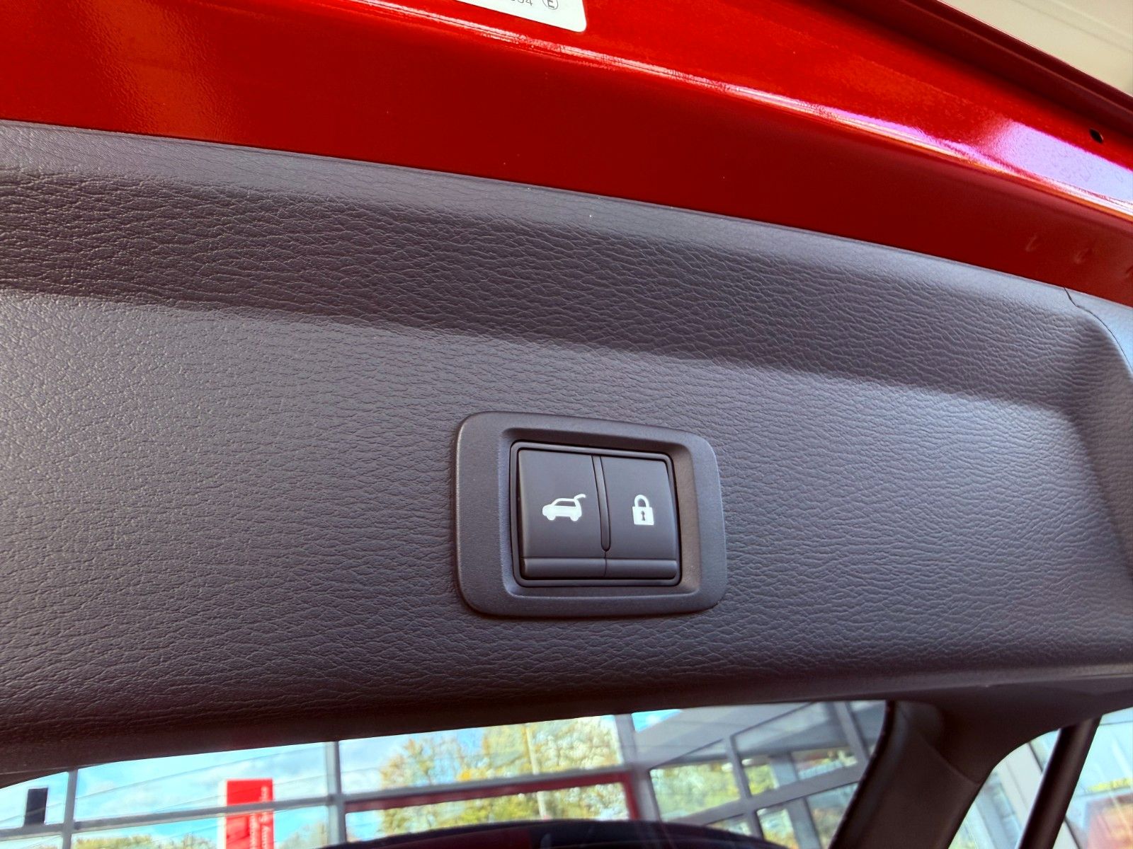 Fahrzeugabbildung Mitsubishi Outlander Intro Edi. PHEV 4WD LED AHK Kam 20"