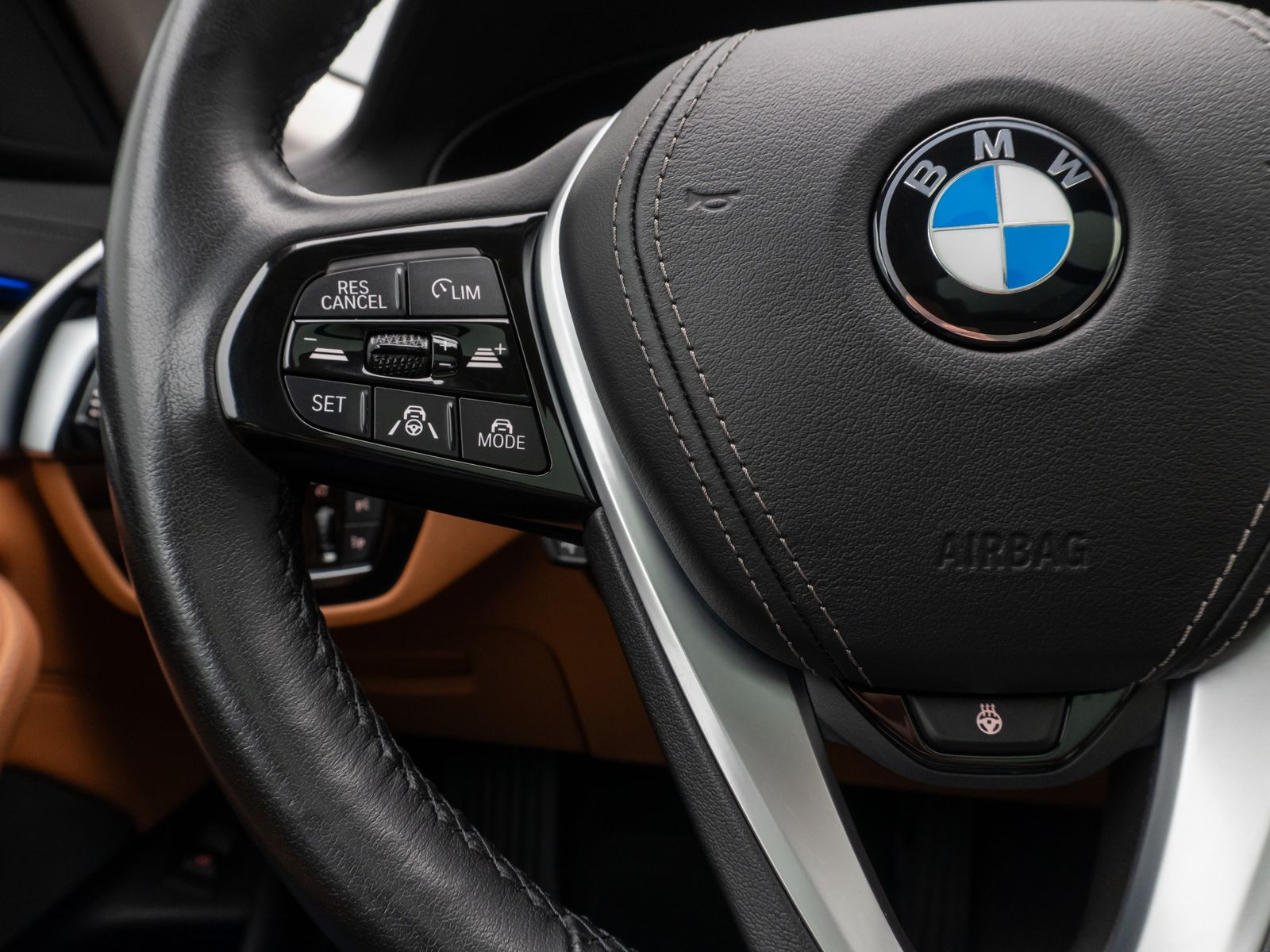 Fahrzeugabbildung BMW 540d xD LuxuryLine HUD Kamera DAB Laser Panorama