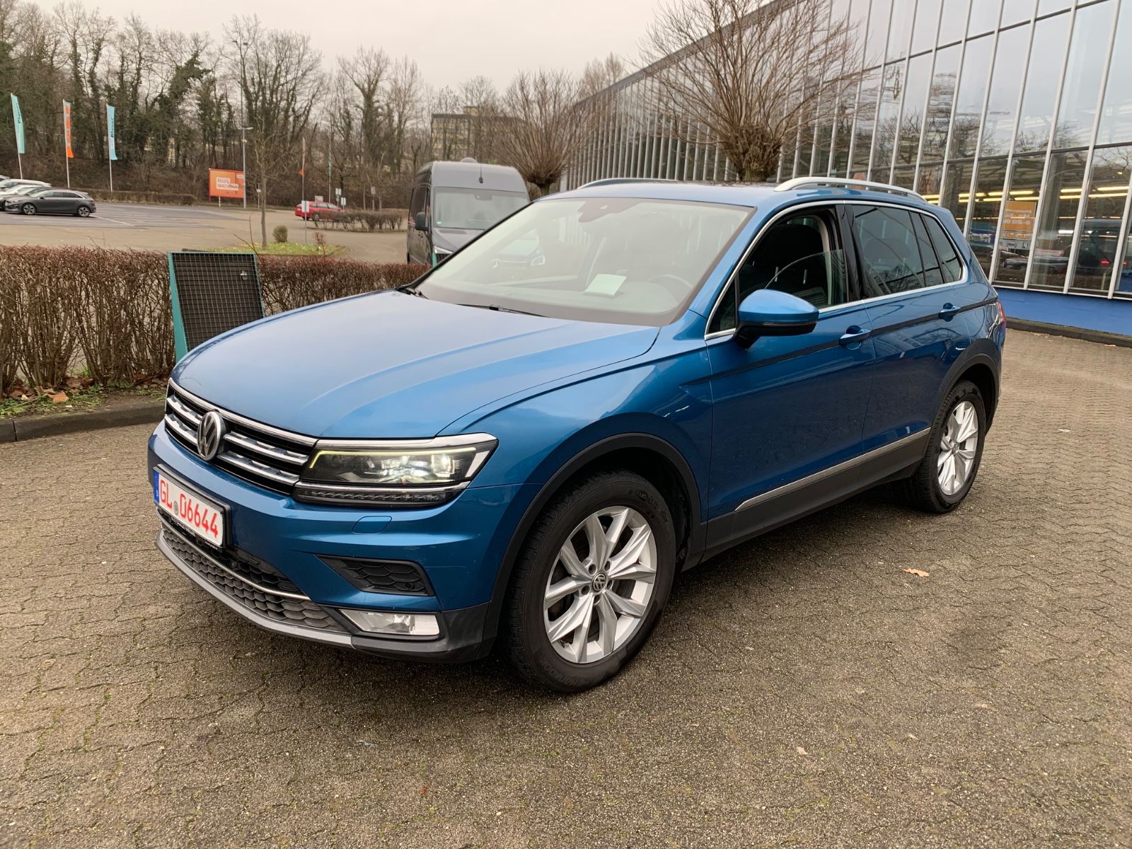 VW Tiguan Highline 4Mot. LED ACC Leder Pano