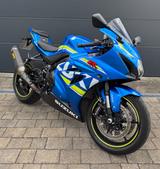 Suzuki GSXR 1000 - SUZUKI 1000
