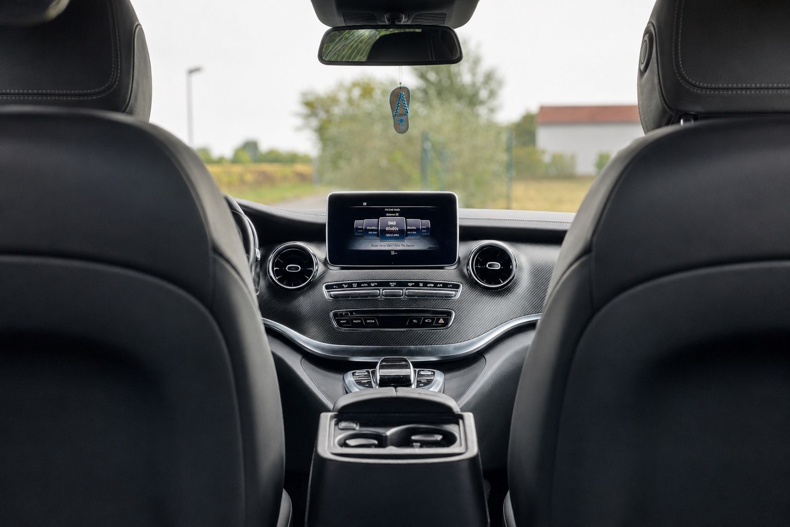 Mercedes-Benz V 220 AMG-Line foto 17