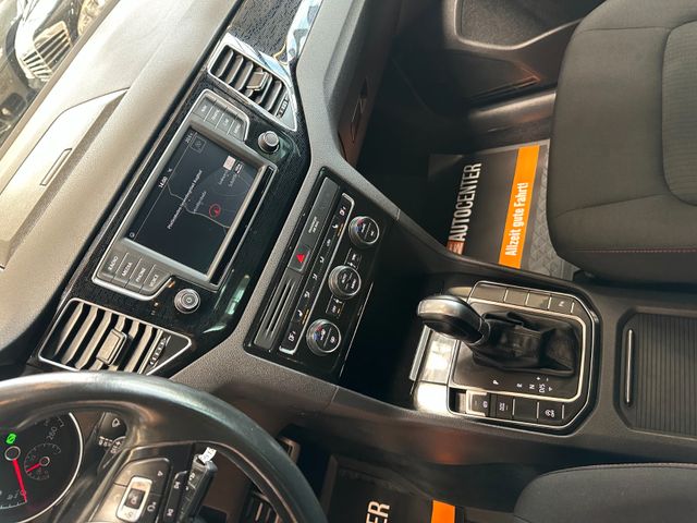 Volkswagen Golf Sportsvan VII *Kamera*Navi*AHK*