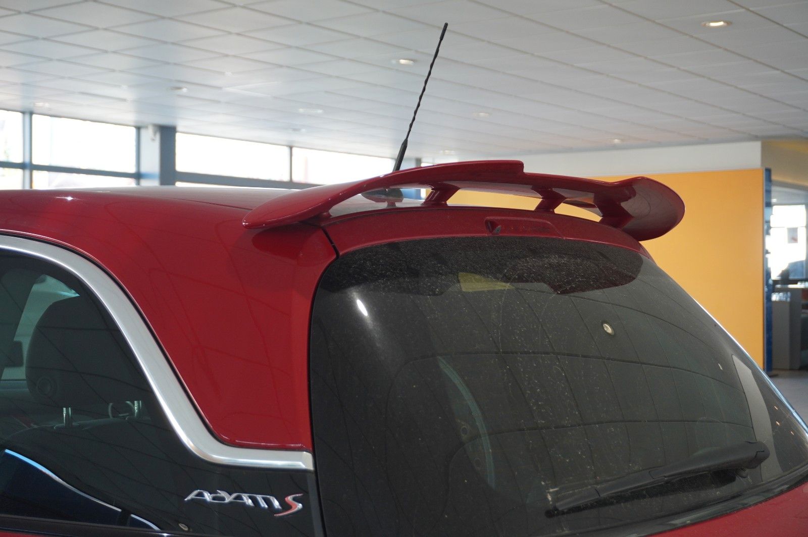 Fahrzeugabbildung Opel Adam S 1.4T SPORT NAVI/LED/SHZ/TEMP./OPC/PDC/USB