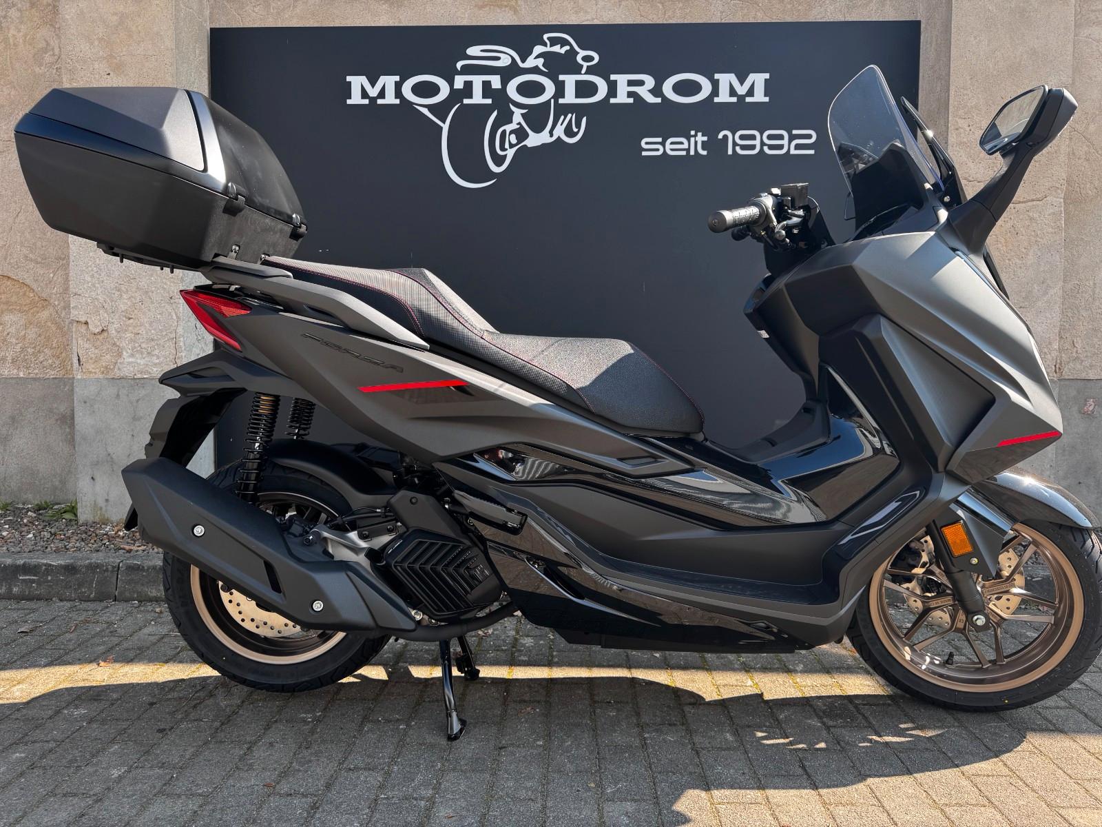 Honda Forza 125 Tageszulassung