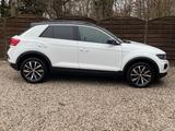 Volkswagen T-Roc 1.5 TSI ACT DSG Style LED Navi Pano ACC - gebrauchte VW Pickups
